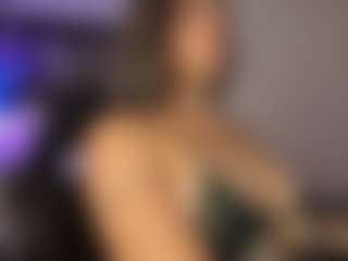 Adri Rogers's Live Sex Cam Show