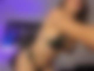 Adri Rogers's Live Sex Cam Show