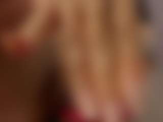 Adri Rogers's Live Sex Cam Show