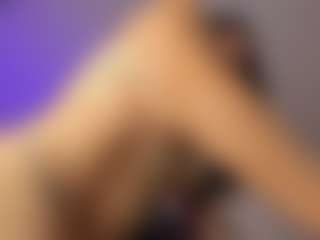 Adri Rogers's Live Sex Cam Show