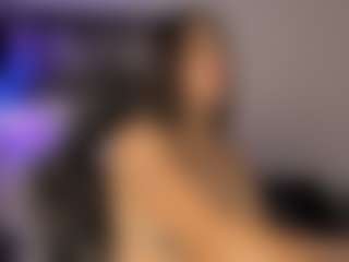 Adri Rogers's Live Sex Cam Show
