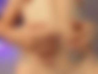 Adri Rogers's Live Sex Cam Show
