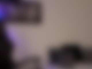 Adri Rogers's Live Sex Cam Show