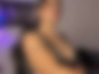 Adri Rogers's Live Sex Cam Show