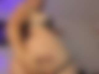Adri Rogers's Live Sex Cam Show