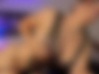 Adri Rogers's Live Sex Cam Show
