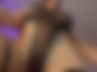 Adri Rogers's Live Sex Cam Show