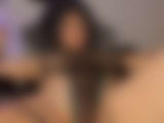 Adri Rogers's Live Sex Cam Show