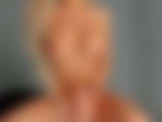 xoanax's Live Sex Cam Show
