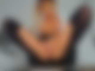 Live cam show with xoanax - Average on PervPlay.com