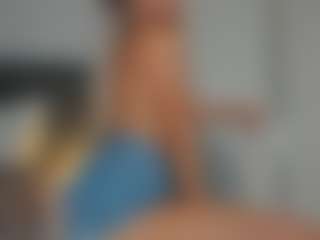 xoanax's Live Sex Cam Show