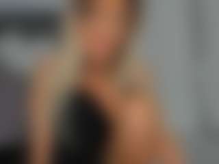 Live cam show with xoanax - Blonde Hair MILF on Camsoda