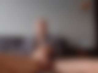 Moggleflop's Live Sex Cam Show