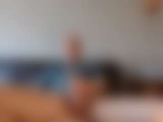 Moggleflop's Live Sex Cam Show
