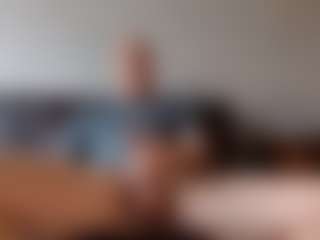 Live cam show with Moggleflop - Tease on googirlz