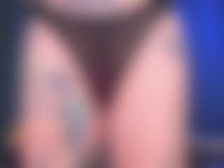 Live cam show with diana_rotor - Brown Eyes Blonde Hair on AdultVida.com