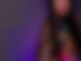 Show de câmera ao vivo com sonyaparker - Petite Toys no Camsoda