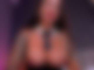 Live cam show with sonyaparker - Petite on MyBangCams