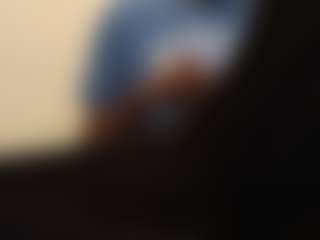 Live cam show with Comon - Brown Eyes on Streamer API
