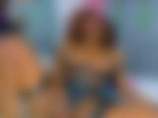 Live cam show with nalajoyce - Erotic Dance on Milfs Live