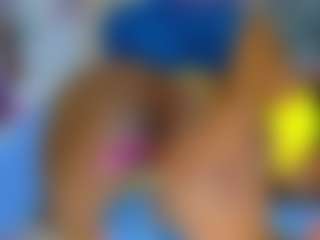 Live cam show with nalajoyce - Athletic MILF on Streamer API