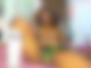 nalajoyce MILF webcam performer live streaming