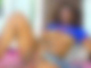 nalajoyce MILF webcam performer live streaming