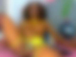 Live cam show with nalajoyce - Middle Aged on Camsoda