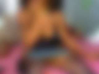 Live cam show with nalajoyce - Athletic Ebony on Camsoda