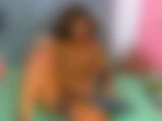Live cam show with nalajoyce - Black MILF on livesuperchat.net