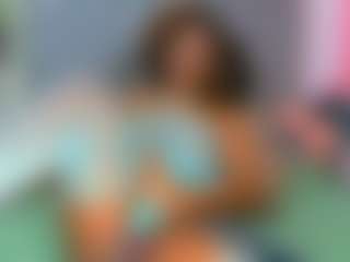 Live cam show with nalajoyce - Butt Plug on livesuperchat.net