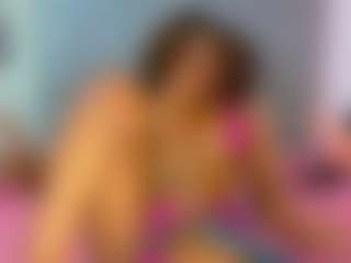Live cam show with nalajoyce - Brown Eyes Ebony on Camsoda