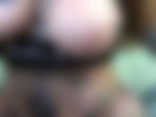 pamelagunns's Live Sex Cam Show
