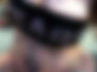 Live cam show with pamelagunns - Mature on Stripli.com
