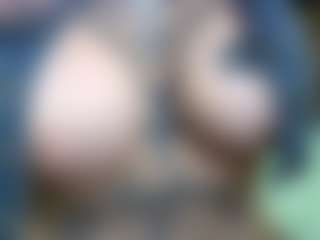 Live cam show with pamelagunns - Big Ass MILF on Fling VIP Chat