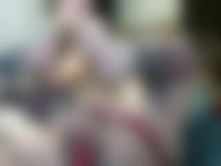 Live cam show with pamelagunns - Middle Aged on Cam Slut