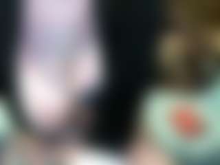 Live cam show with pamelagunns - Curvy Middle Aged on friskycurves.com