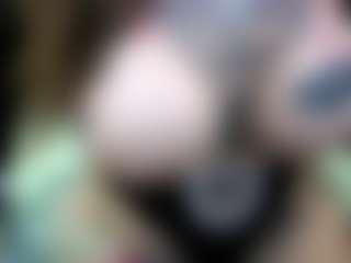 pamelagunns's Live Sex Cam Show