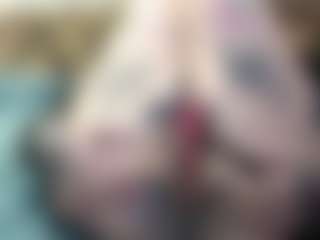 pamelagunns's Live Sex Cam Show