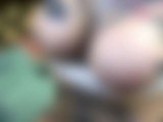 pamelagunns's Live Sex Cam Show