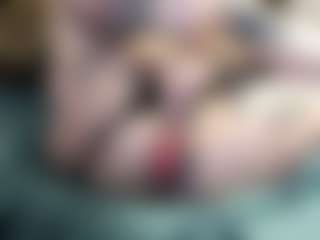 pamelagunns's Live Sex Cam Show