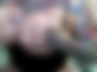 Live cam show with pamelagunns - Shaved Pussy MILF on Streamer API