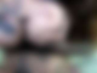 pamelagunns's Live Sex Cam Show