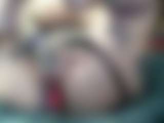 pamelagunns's Live Sex Cam Show