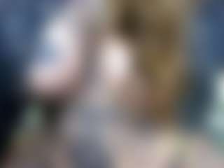 Live cam show with pamelagunns - Big Nipples on Chatstar