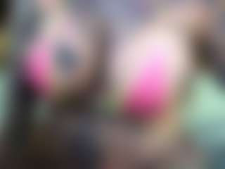 pamelagunns's Live Sex Cam Show