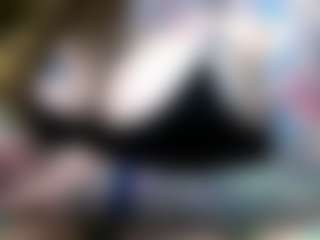 Live cam show with pamelagunns - Middle Aged on Camsoda