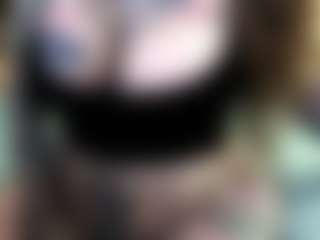 Live cam show with pamelagunns - BBW on Soda Cam