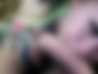 pamelagunns's Live Sex Cam Show