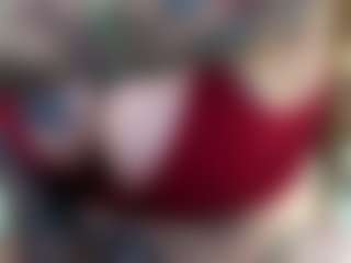 Live cam show with pamelagunns - Strip MILF on SpankPalCams